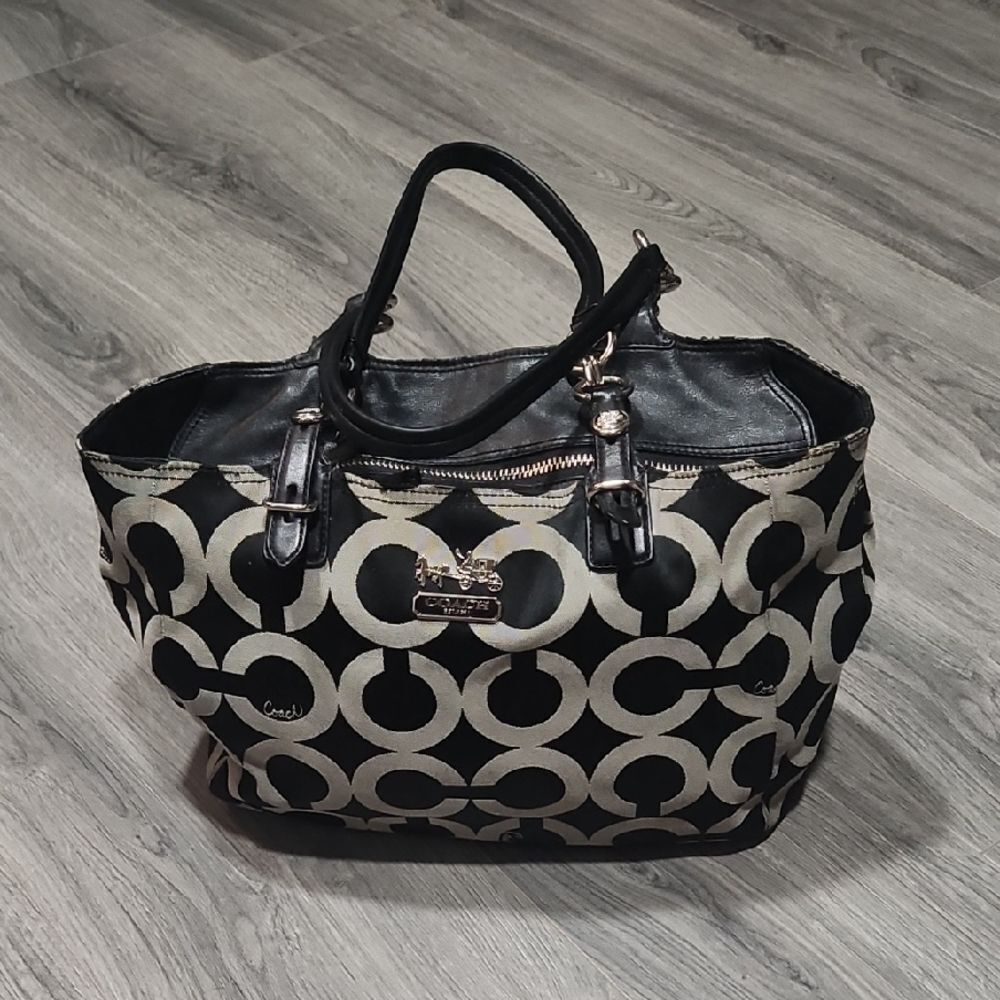 Coach Signature BLK/GRY Madison Tote